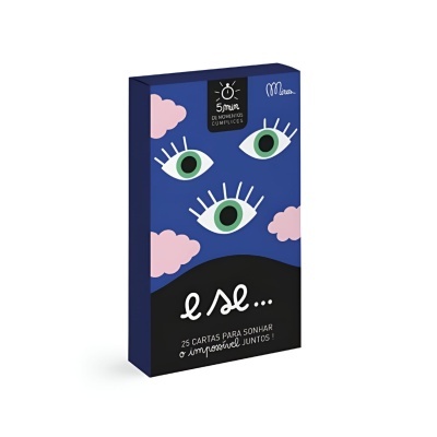 Caixa de cartas azul com olhos verdes e nuvens cor-de-rosa