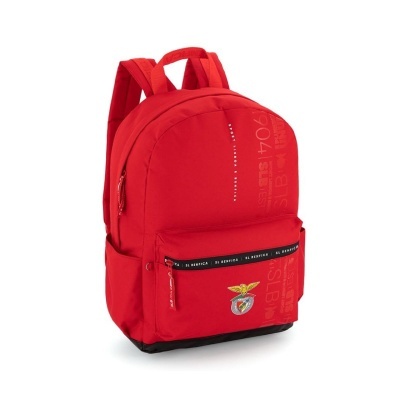 Mochila vermelha com emblema SLBENFICA e texto estampado