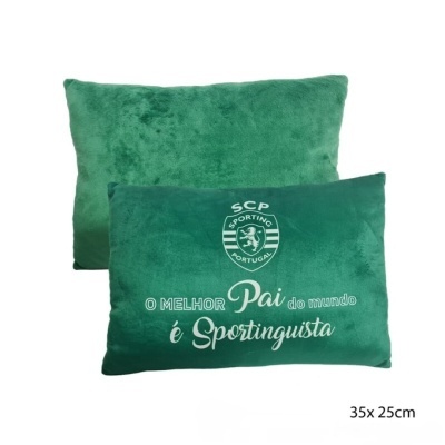 Duas almofadas verdes com texto e escudo do Sporting Portugal