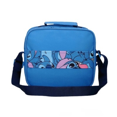 Bolsa azul com alça preta e padrão do Stitch na faixa frontal