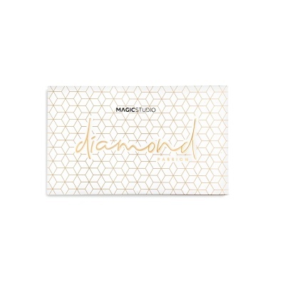 Caixa branca com padrão geométrico dourado e texto MAGIC STUDIO diamond