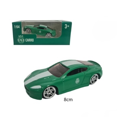 Miniatura de carro verde SCP Sporting com listas brancas em embalagem verde 1:64