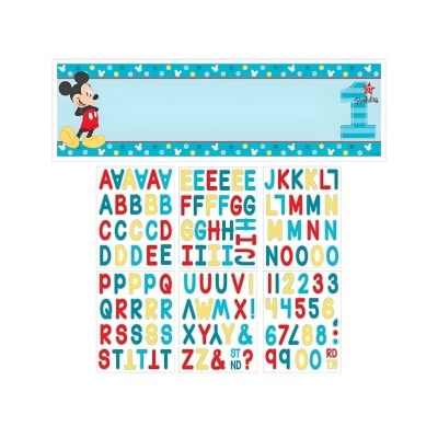 Moldura decorativa com Mickey Mouse e folhas de letras e números coloridos