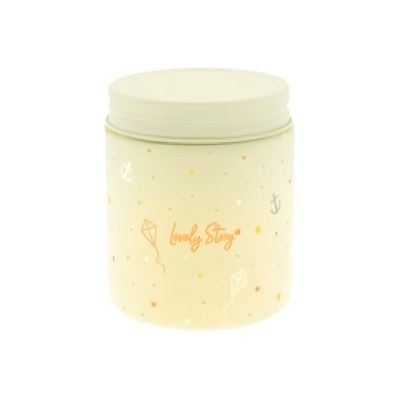 Frasco translúcido branco com decoração de pipas e texto Lovely Story