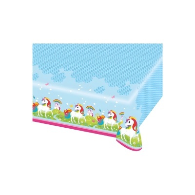 Toalha de mesa azul com unicórnios coloridos na borda.