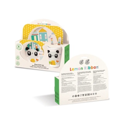 Conjunto de refeição infantil em bambu decorado com panda e flores numa embalagem colorida