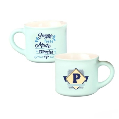 Duas chávenas de cerâmica azul claro com texto e emblema