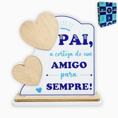 Placa decorativa em madeira com texto para pai e dois corações em madeira