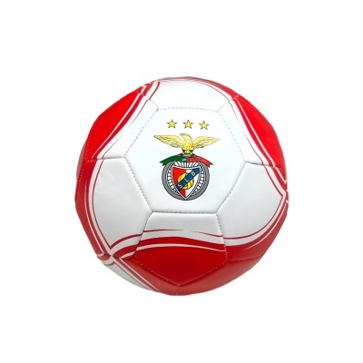 Bola de futebol Benfica branca e vermelha com emblema do clube