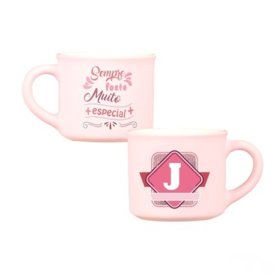 Duas chávenas cor de rosa com textos decorativos em rosa