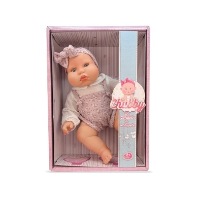 Boneca bebé vestida de rosa em embalagem com texto Chubby