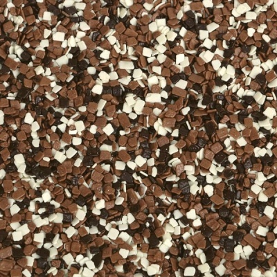 Confeitos de chocolate pequenos em várias cores