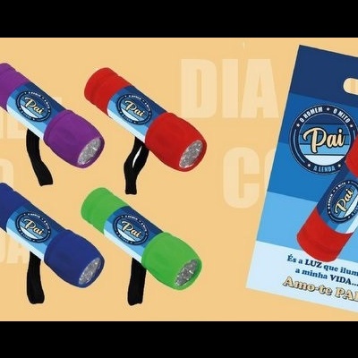 Conjunto de pesos de mão coloridos em caixa azul com texto para Dia do Pai