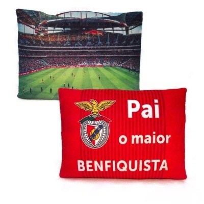 Almofadas temáticas do Benfica com estádio e texto Pai o maior BENFIQUISTA