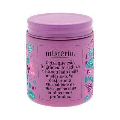 Pote roxo decorado com texto em português e desenhos florais