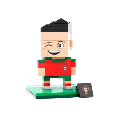 Figura em blocos montáveis com uniforme da seleção de futebol de Portugal