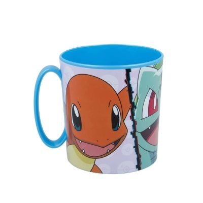Caneca azul com imagens de Charmander e Bulbasaur