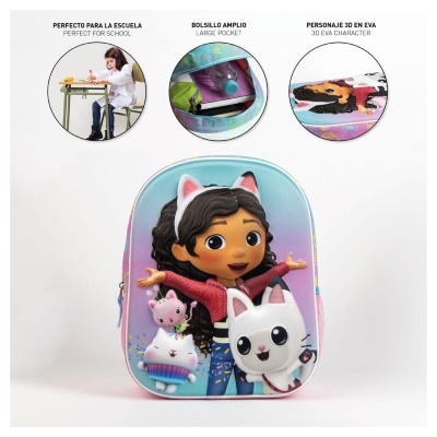 Mochila escolar com personagem 3D e bolso amplo em fundo branco.