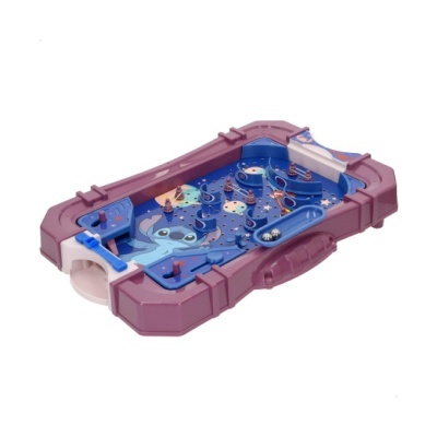 jogo portátil de mesa com ilustração do Stitch e bolinhas metálicas