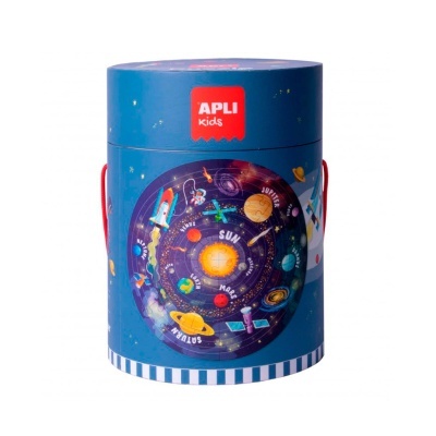 Embalagem cilíndrica azul com ilustração do sistema solar e texto APLI kids