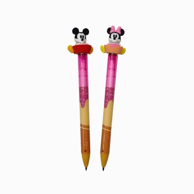 Dois lápis com personagens Mickey e Minnie no topo