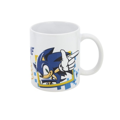 Caneca branca de cerâmica com o personagem Sonic em design pixelado