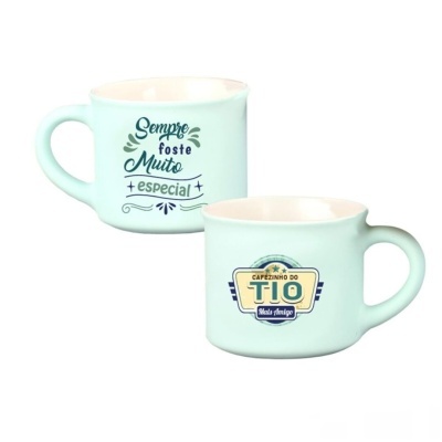 Duas canecas verde água com textos em português e interior creme