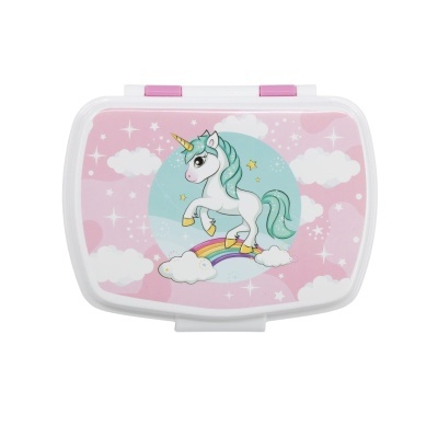 Caixa rosa e branca com desenho de unicórnio sobre arco-íris e nuvens