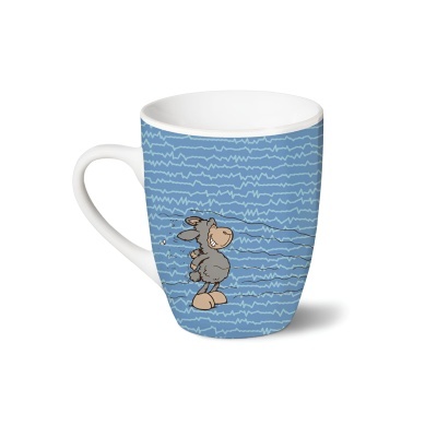 Caneca branca com padrão azul e burro desenhado