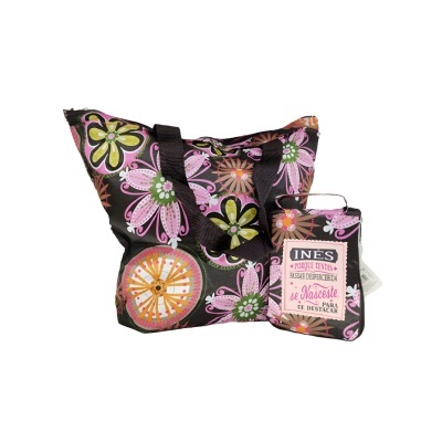 Conjunto de saco e bolsa com padrão floral colorido sobre fundo preto.