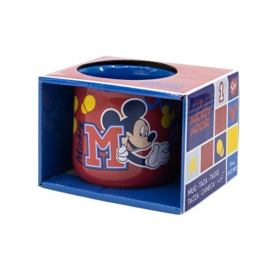 Caneca vermelha e azul com desenho do Mickey Mouse numa caixa colorida aberta