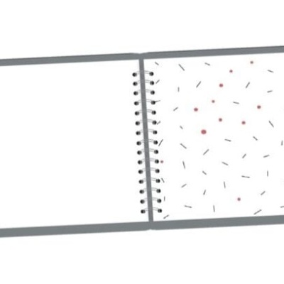 Caderno espiral aberto com coração vermelho e padrões nas páginas