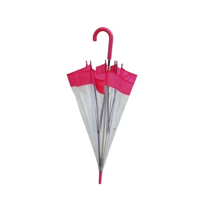 Guarda-chuva fechado com borda rosa e cabo curvo rosa