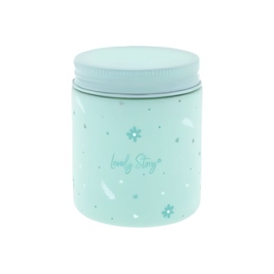 Frasco azul claro com tampa e flores pequenas azuis, texto Lovely Story