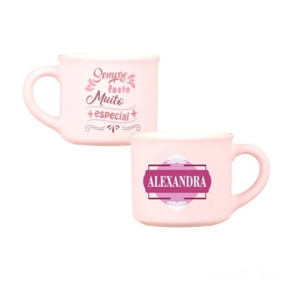 Duas chávenas rosa com texto personalizado