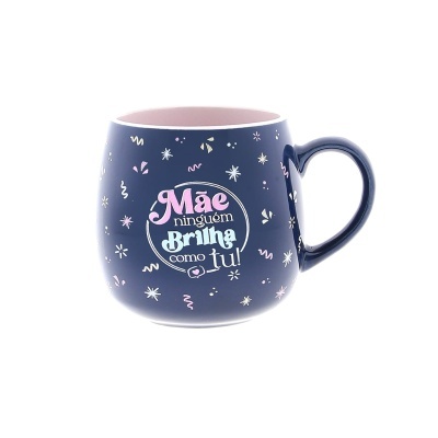 Caneca azul escura com texto colorido para mãe