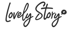 Logótipo com as palavras 'Lovely Story' e um pequeno coração preto