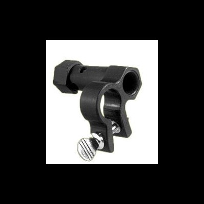 Fixador preto com parafusos prateados sobre fundo branco