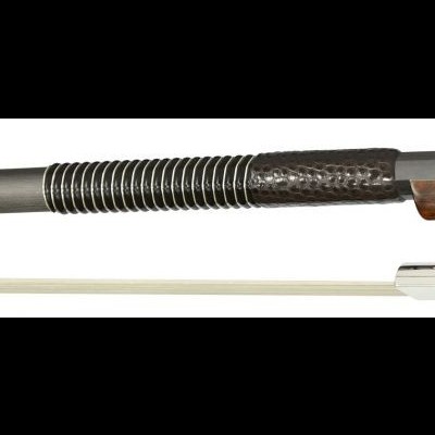 Arco de violino com talão em madeira castanha e vara preta