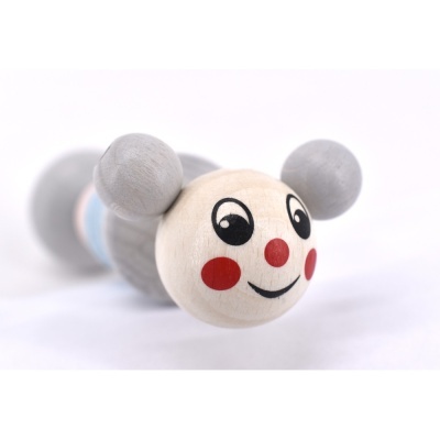 Brinquedo rosto sorridente com orelhas redondas cinzentas