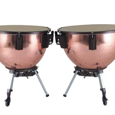 Conjunto de dois timbales metálicos cor cobre em tripé