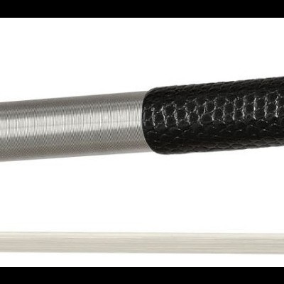 Arco de viola com cabo preto e prateado, vara branca e inscrição 'morning-03'