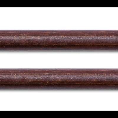 Par de baquetas de madeira escura ROHEMA