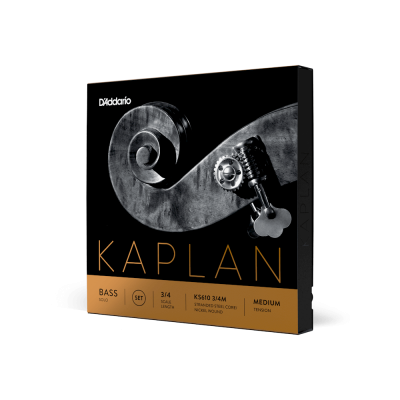 Embalagem preta de cordas para contrabaixo 3/4 KAPLAN D'Addario com texto dourado e detalhes em cor bronze