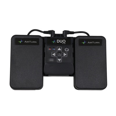 Pedal controlador AirTurn DUO BT-200 com dois pedais pretos e unidade central com botões