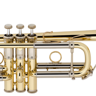Trompete dourado com três pistões prateados e bocal