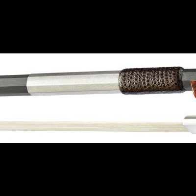 Arco de violino com cabo de madeira castanha e inscrição ARCUS - P5