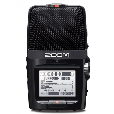 Gravador de áudio portátil preto ZOOM com ecrã digital e grelha metálica