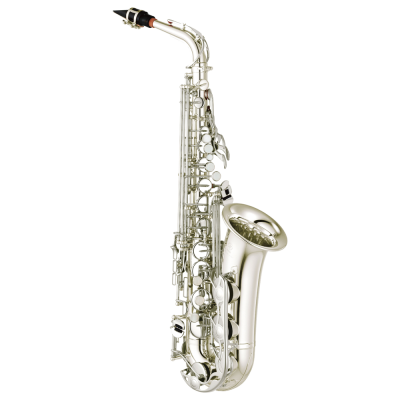 Saxofone tenor prateado com bocal preto sobre fundo branco