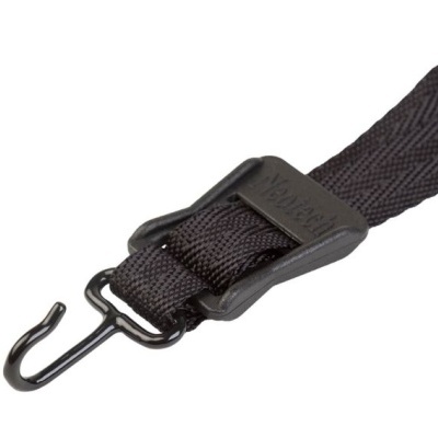 Cinta preta com gancho e fivela de metal